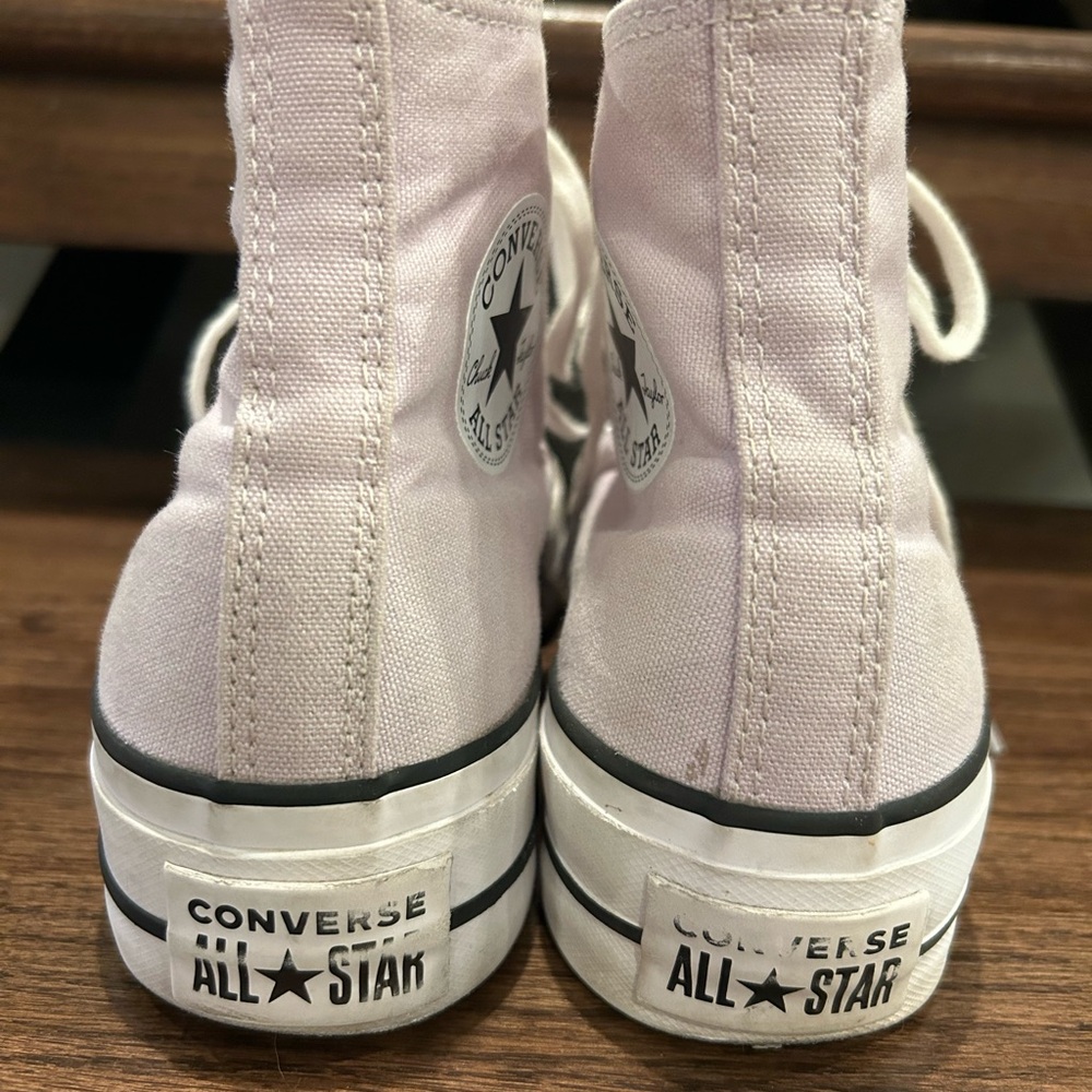 Light purple converse. - Picture 2 of 3